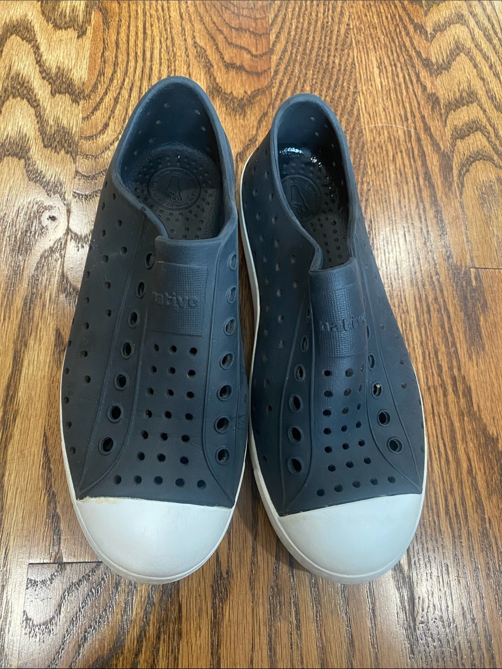 Kids black Native Jefferson slip on shoes, size 2. Great condition.